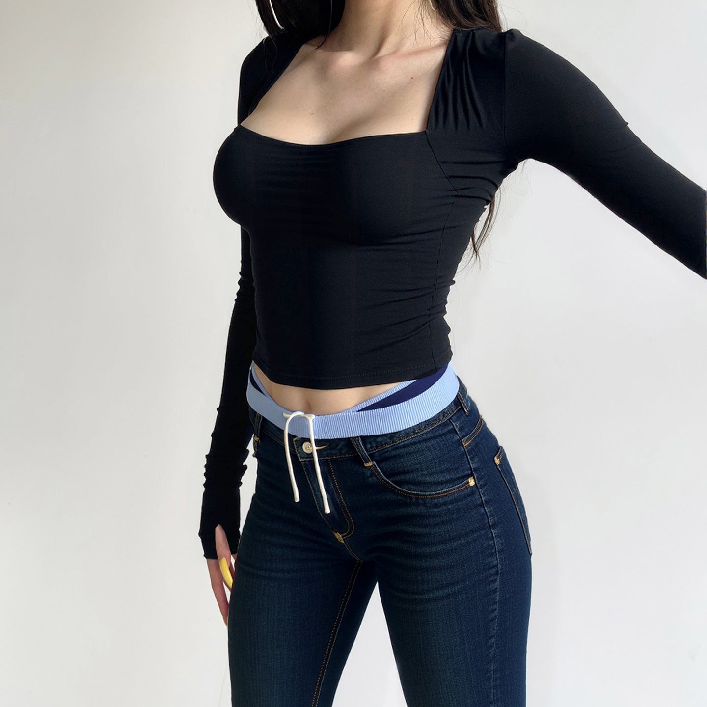 Black shoulder yoga top for women in summer